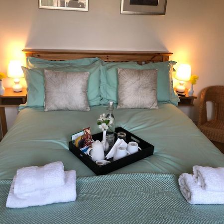 The Westwoods Bed & Breakfast ภายนอก รูปภาพ