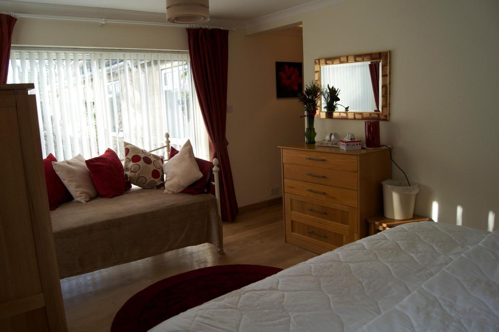 The Westwoods Bed & Breakfast ภายนอก รูปภาพ