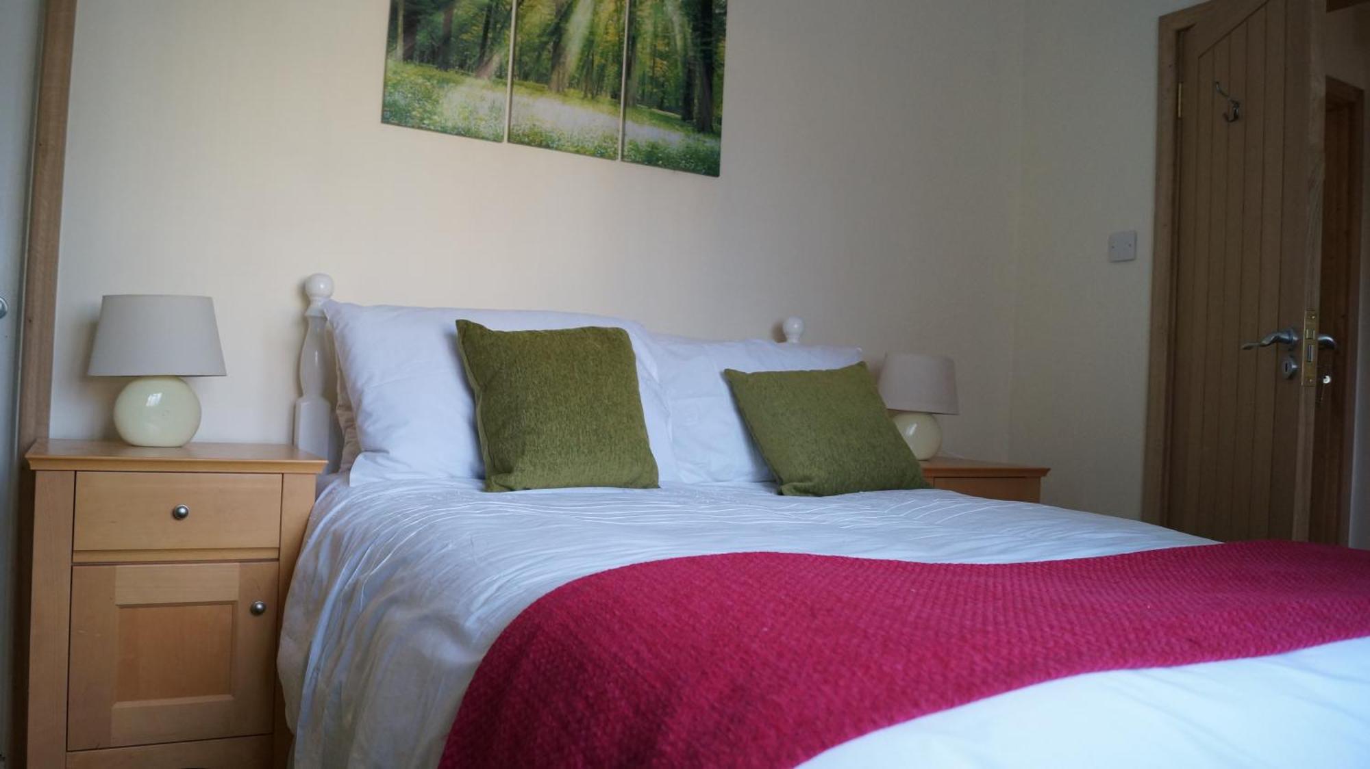 The Westwoods Bed & Breakfast ภายนอก รูปภาพ