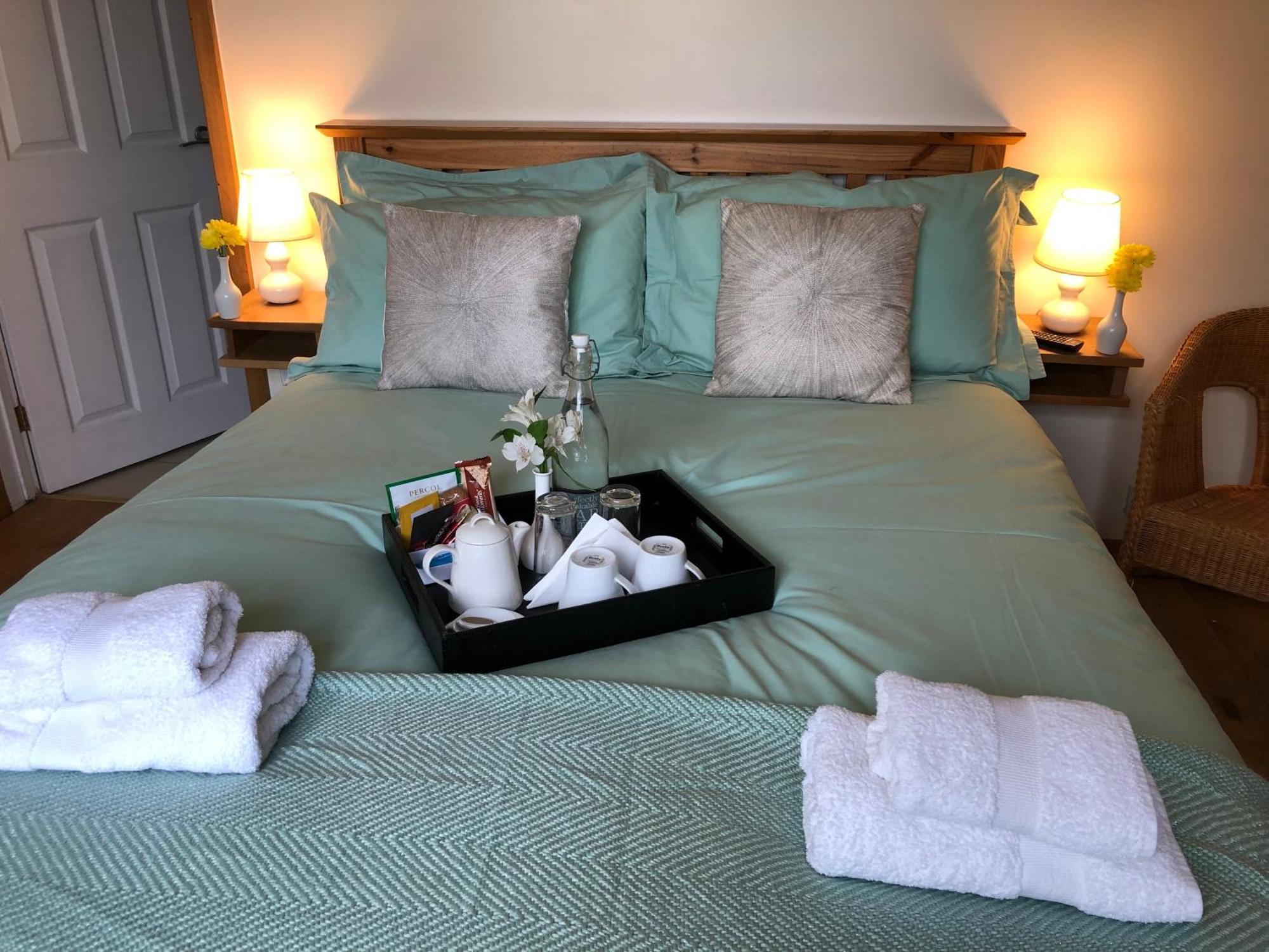 The Westwoods Bed & Breakfast ภายนอก รูปภาพ