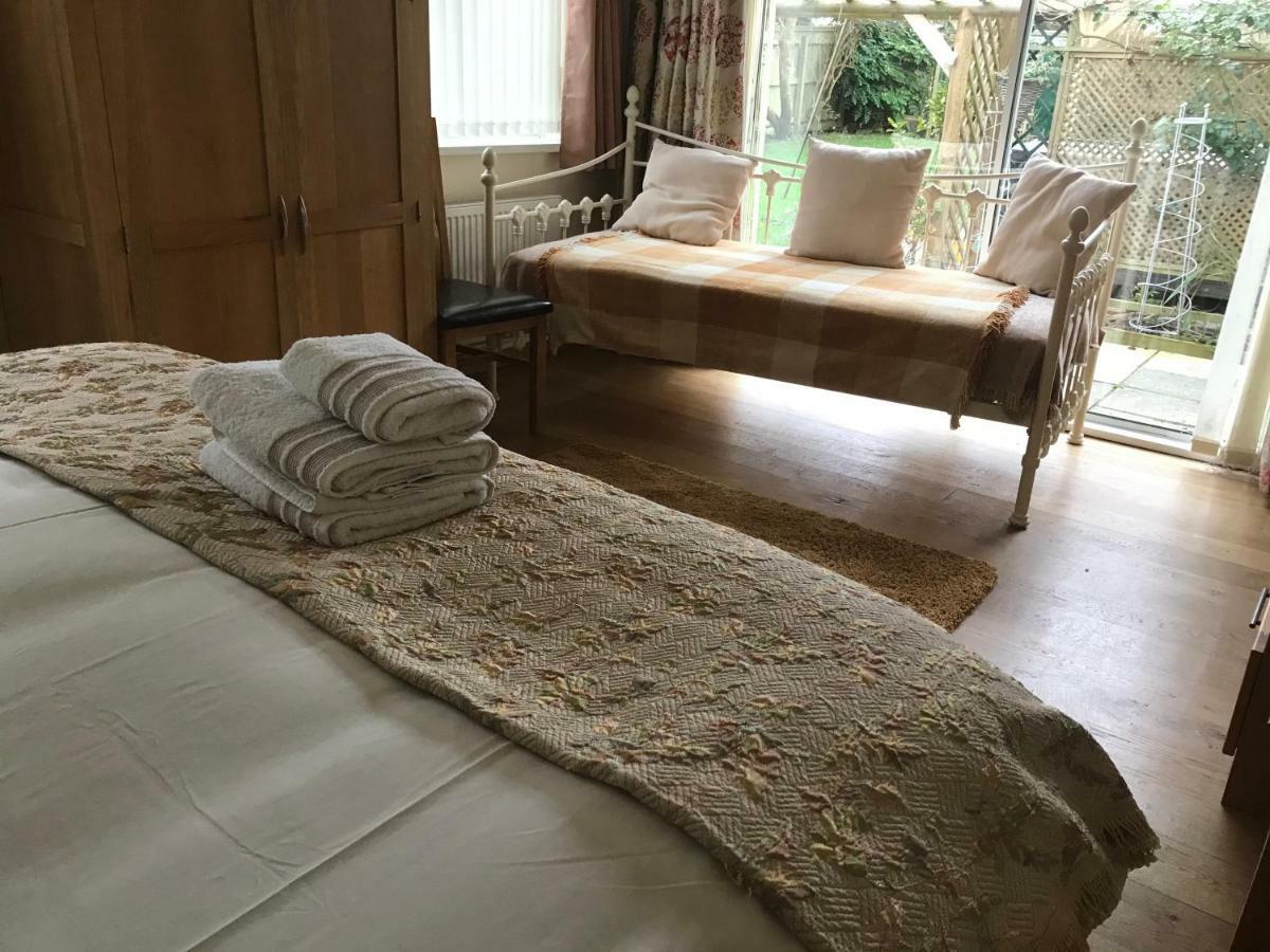 The Westwoods Bed & Breakfast ภายนอก รูปภาพ