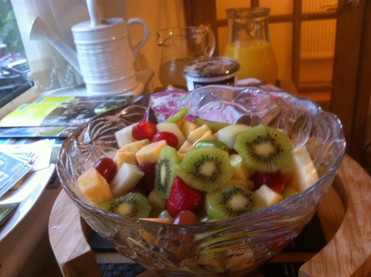 The Westwoods Bed & Breakfast ภายนอก รูปภาพ